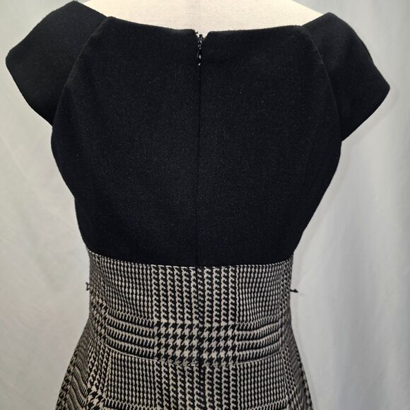 London Times Black and Grey Houndstooth Plaid Cap Sleeve Midi Dress Size 8 - Picture 8 of 13